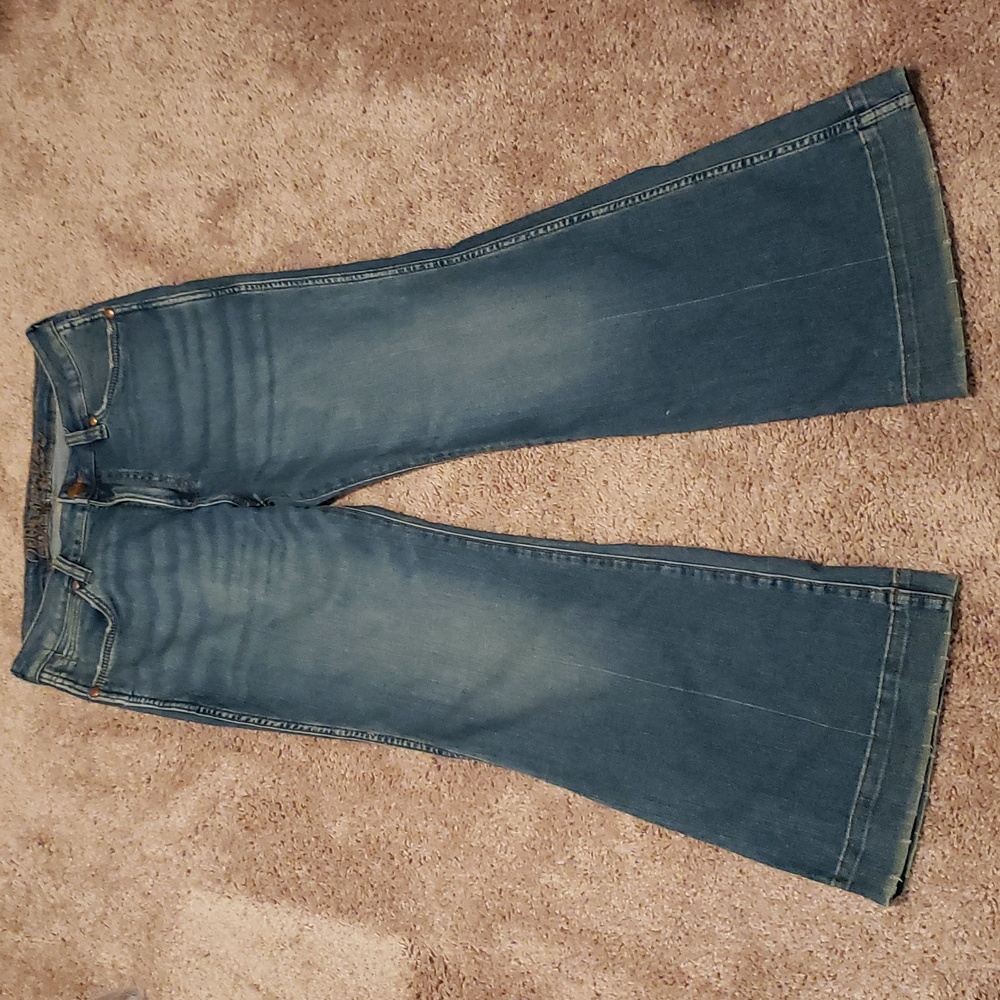 Wrangler Flare Jeans Size 16 NWOT